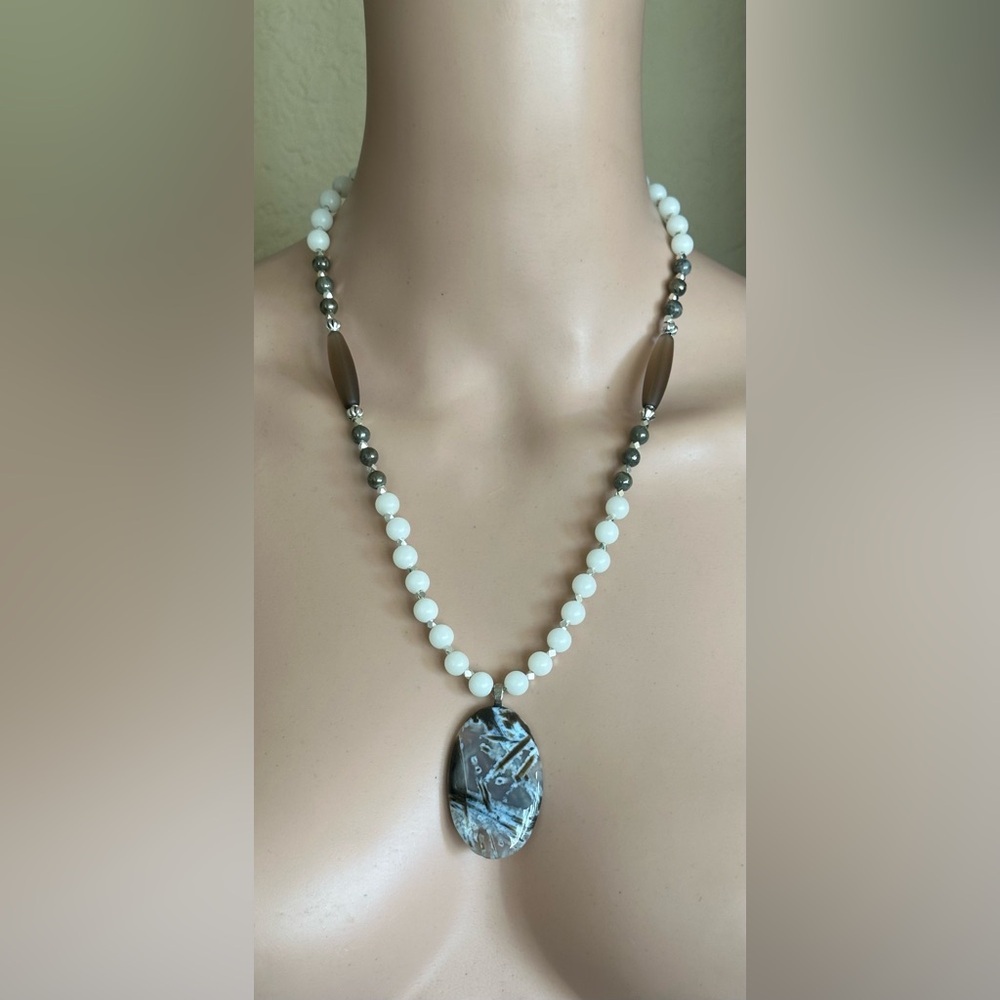 Beautiful 24 inch Mixed bead necklace (with matching earrings)